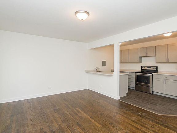 3rd image of 6000 N Winthrop Ave APT G1