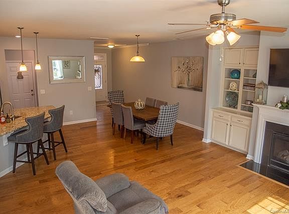 4th image of 117 Portola Valley Dr Unit C