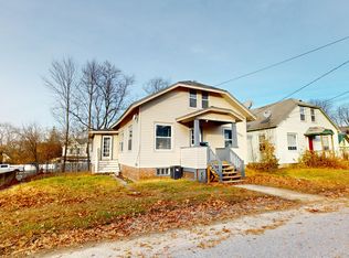 6 Boston Ave, Lewiston, ME 04240