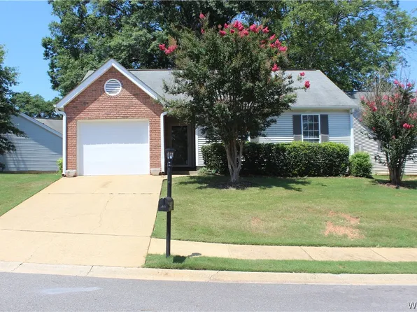 2647 Meadowlark Ln, Northport, AL 35476