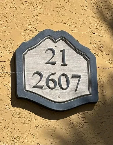2607 NW 33rd St #2114 Photo 1