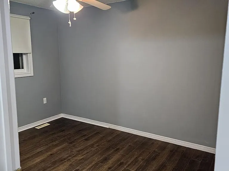 23 Ferguson Dr — Photo 8