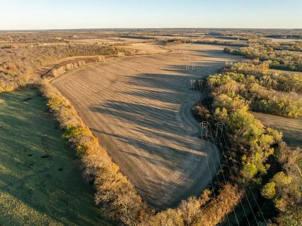 S Pollard Rd, Garden City, MO 64747