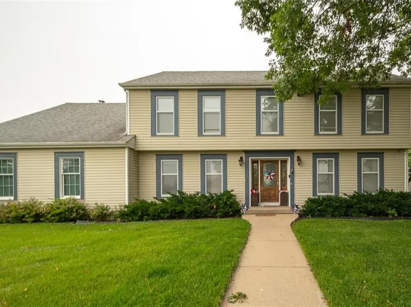 1701 S Ash St, Ottawa, KS 66067