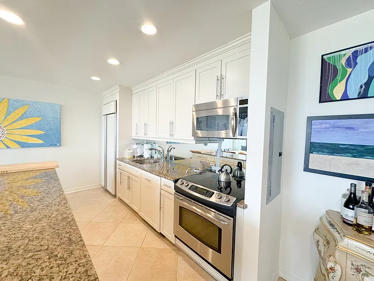 265 Dune Rd — Photo 12