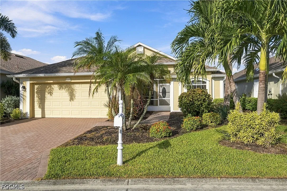 2 bed, 2.0 bath, 1677 sqft, $2,250 — Photo 1