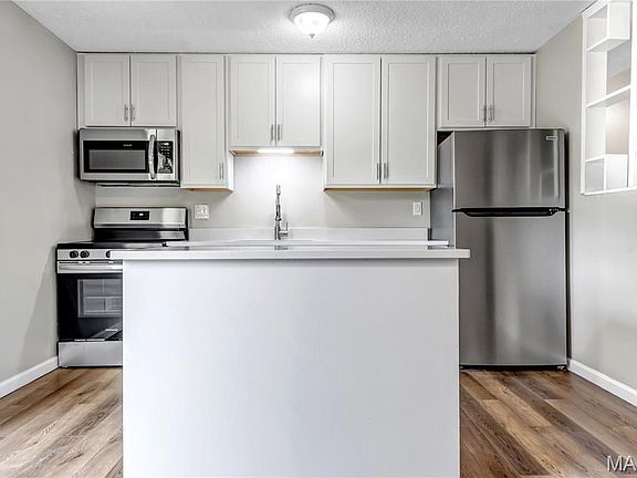 3rd image of 2112 Millvalley Dr