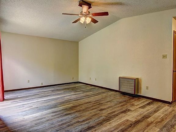 3rd image of 3810 Brookhill Dr