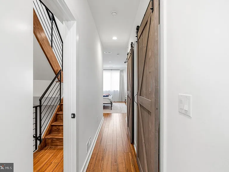 2604 Reed St — Photo 36