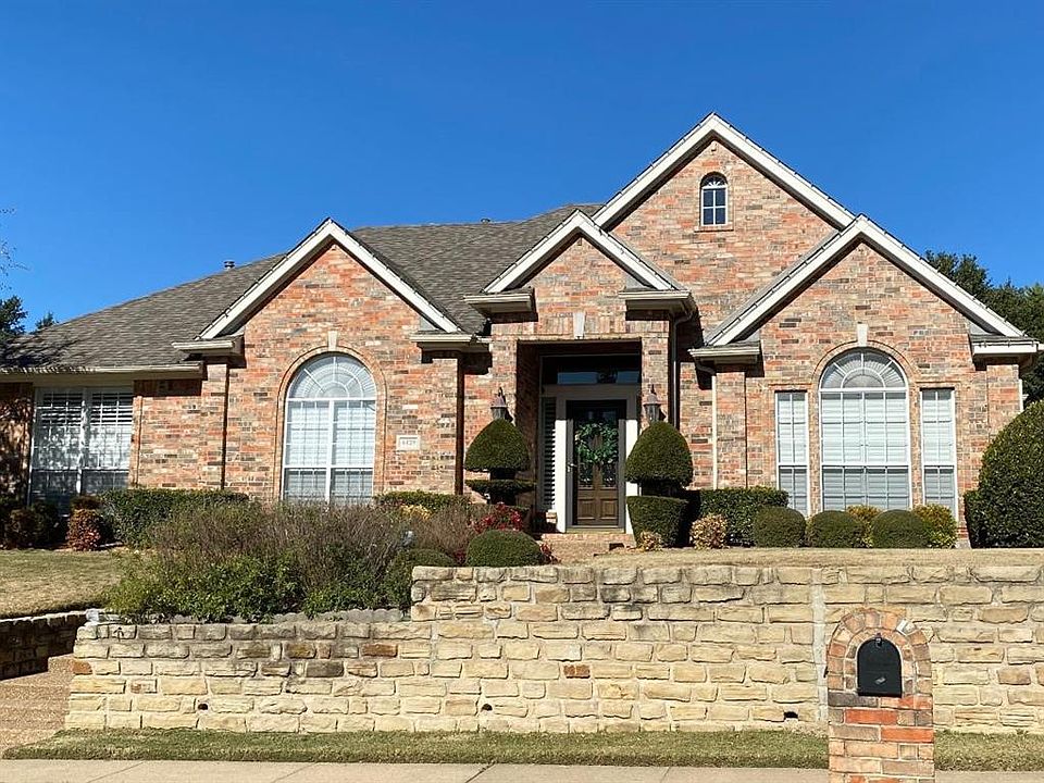 1st image of 4429 Briar Hollow Dr