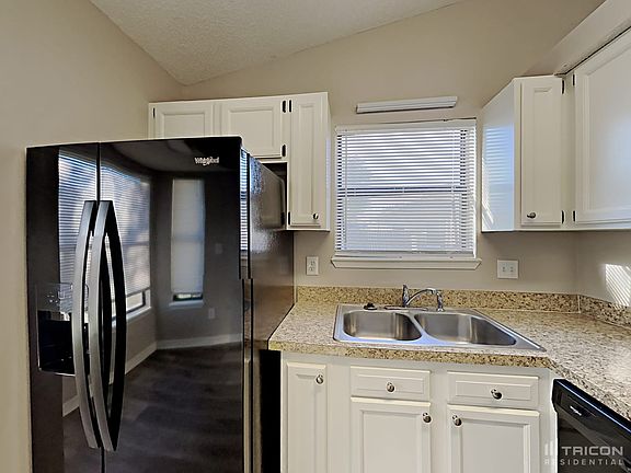 5th image of 1937 Apopka Dr
