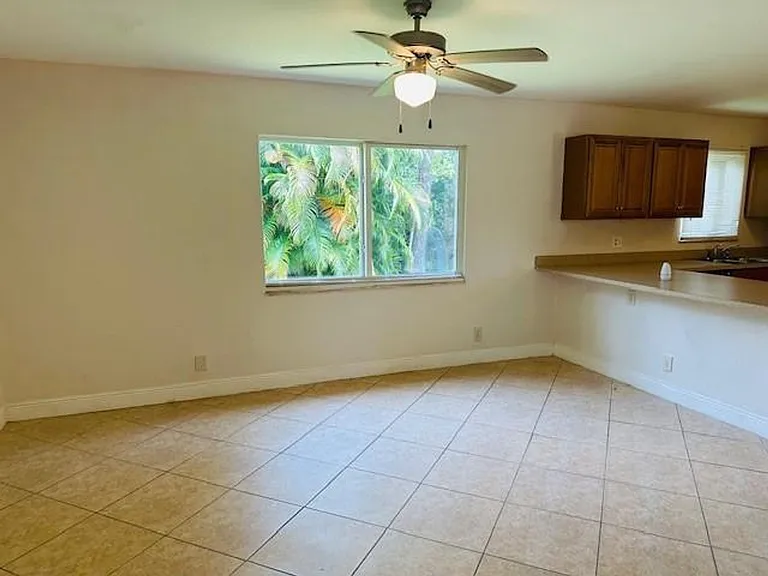 3421 Helena Dr — Photo 3
