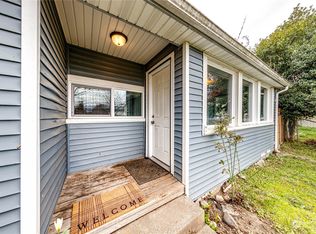 515 W 4th St, Port Angeles, WA 98362