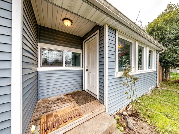 515 W 4th Street, Port Angeles, WA 98362