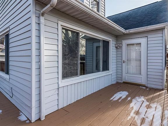 5th image of 2883 Crystal Dr