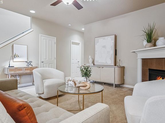 5th image of 4573 SE Satinwood St