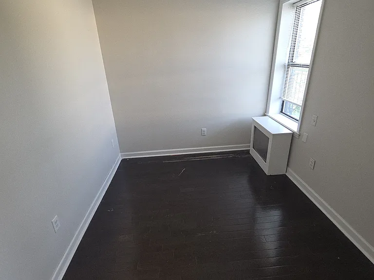 88 Manhattan Ave #4 — Photo 5