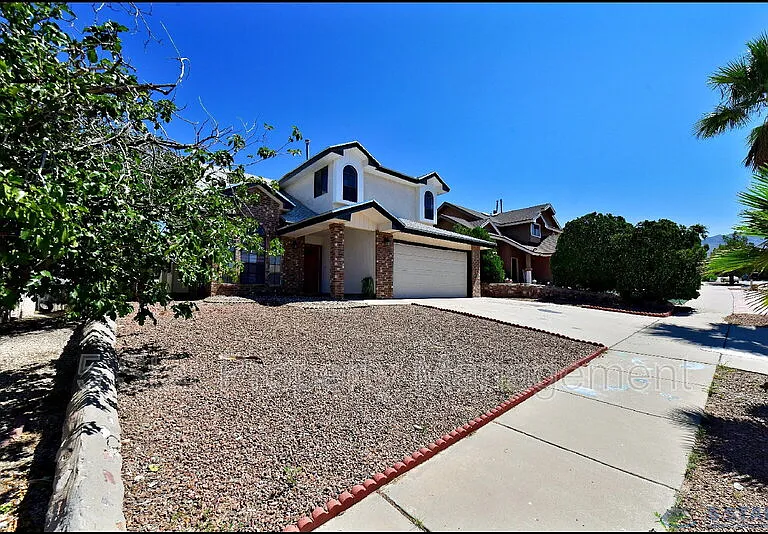 7249 Imperial Ridge Dr — Photo 1