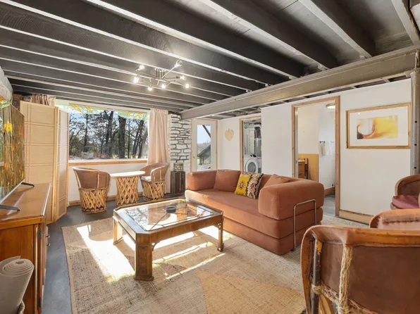 17097 Lake Sequoyah Dr #Id1357735p, Fayetteville, AR 72701