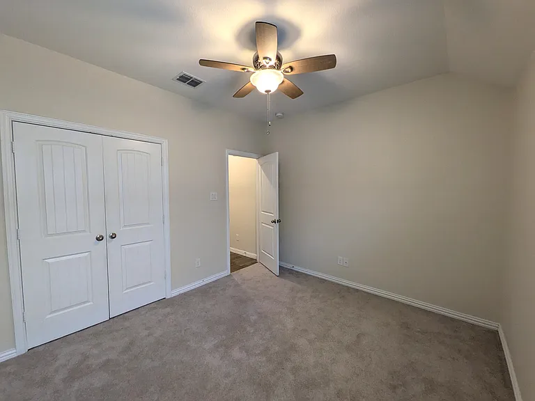 9324 Bronze Meadow Dr — Photo 3