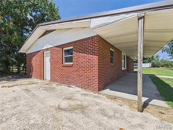 4th image of 39389 County Road 233