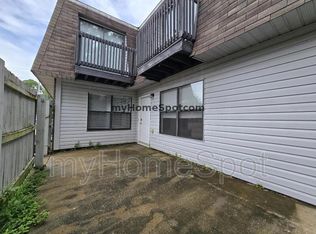 2301 W Michigan Ave APT 23, Pensacola, FL 32526