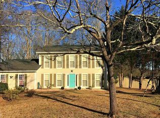 108 Hawthorne Cir, Lagrange, GA 30240