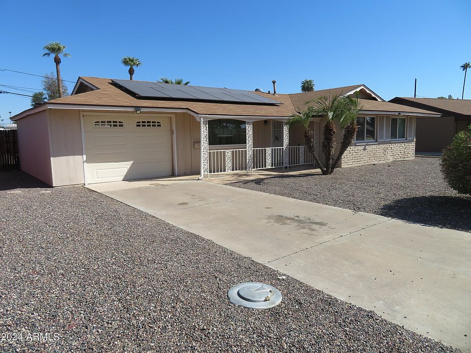 1st image of 11002 W OAKMONT Drive