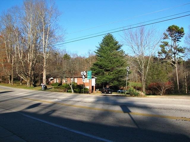 2nd image of 3268 Morrison Moore Pkwy E