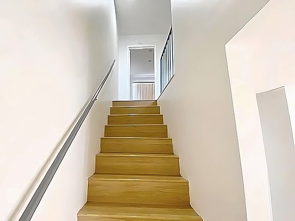 5th image of 2729 Fletcher Dr APT 3