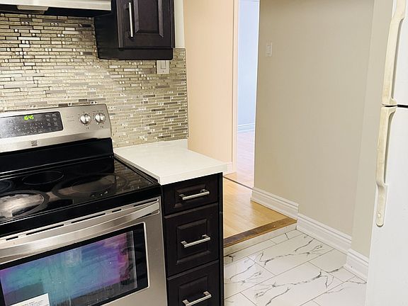 5th image of 15 A Berkham Rd #Basement