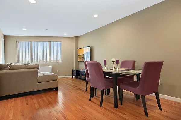 Sold by Corcoran | media 19