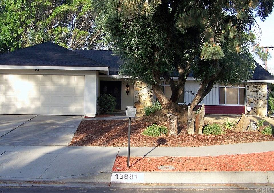 1st image of 13881 Cranston Ave