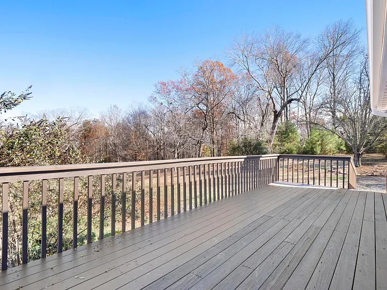 100 Gilbert Rd — Photo 23