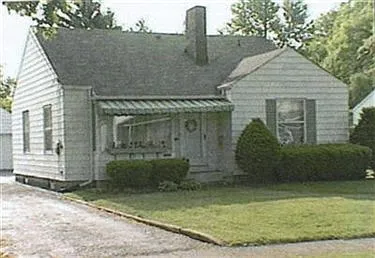 1225 Willard Ave SE photo 1