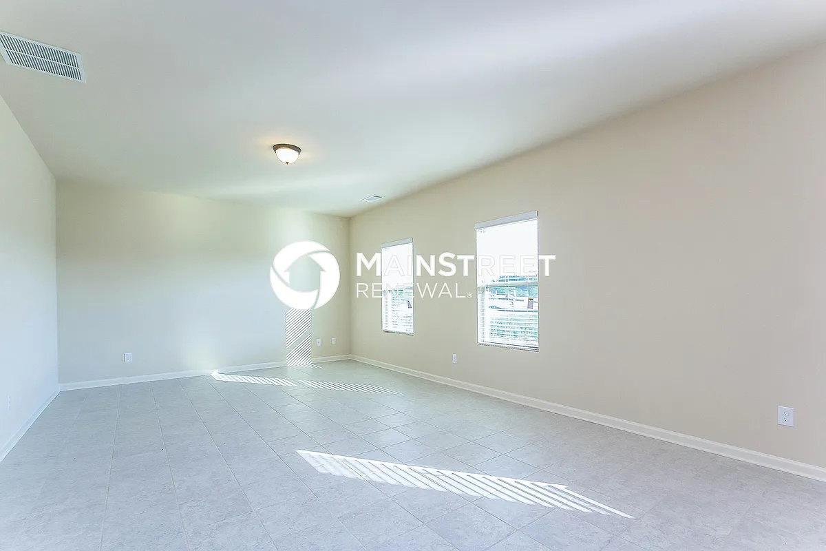 Living Room - 706 Independence Ave