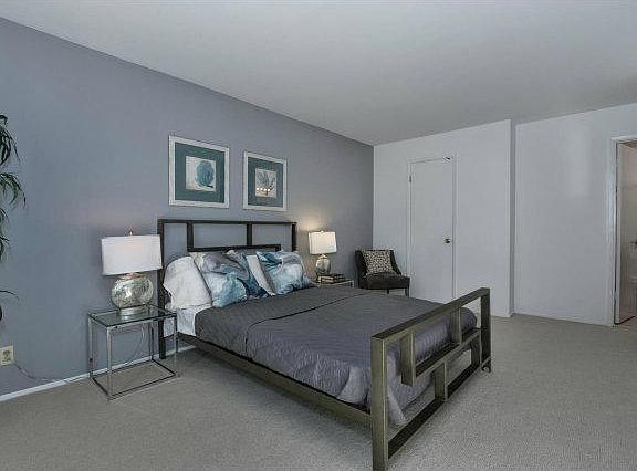 4th image of 1091 Shell Blvd APT 11