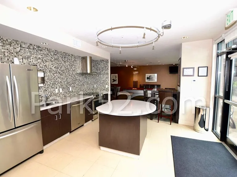 1501 Tacoma Ave S #310 — Photo 15