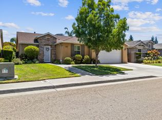 1011 Hill Ave, Fowler, CA 93625