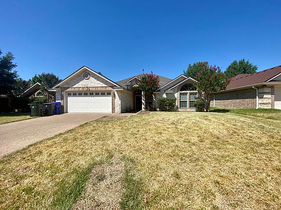 3rd image of 3005 Pueblo Dr