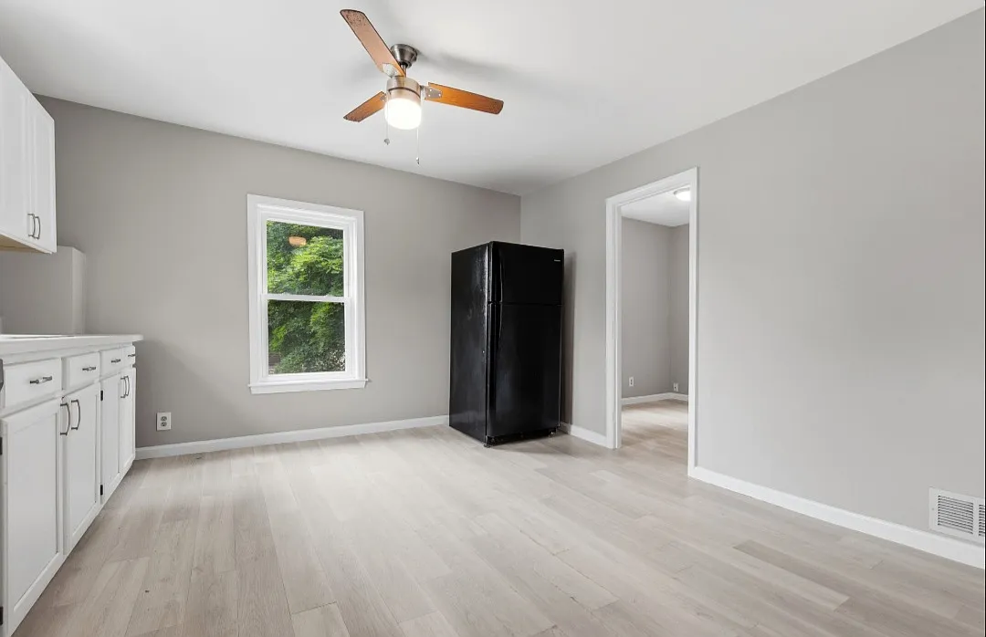 2 bed, 1400 sqft, $2,900 — Photo 4