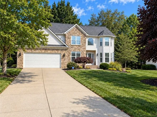 22639 Rushmore Dr, Richmond Heights, OH 44143