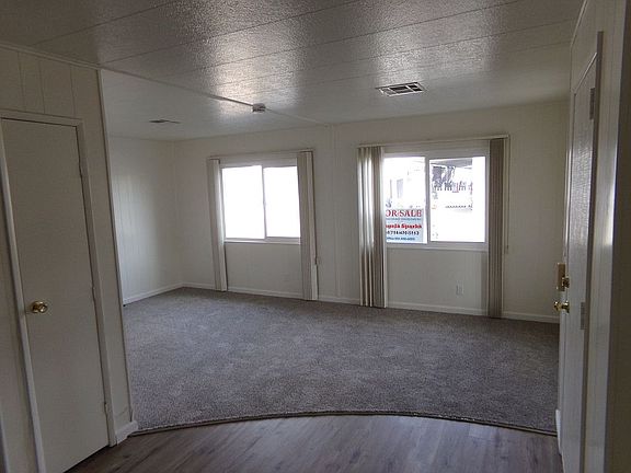 5th image of 11730 Whittier Blvd Space 17