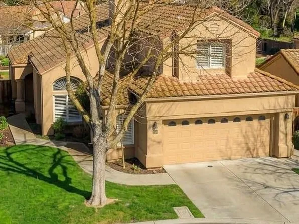 404 Solmar Ct, Oakdale, CA 95361