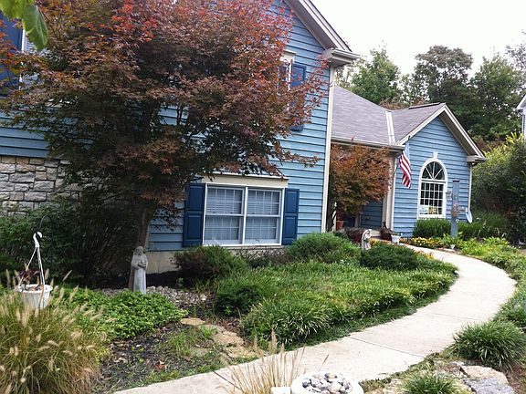 Main walkway to the front door