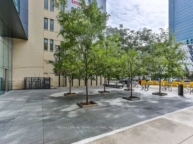 Theatre Park — Photo 4
