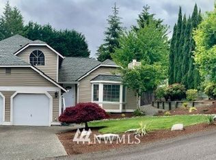 10085 Ashley Dr NW, Silverdale, WA 98383