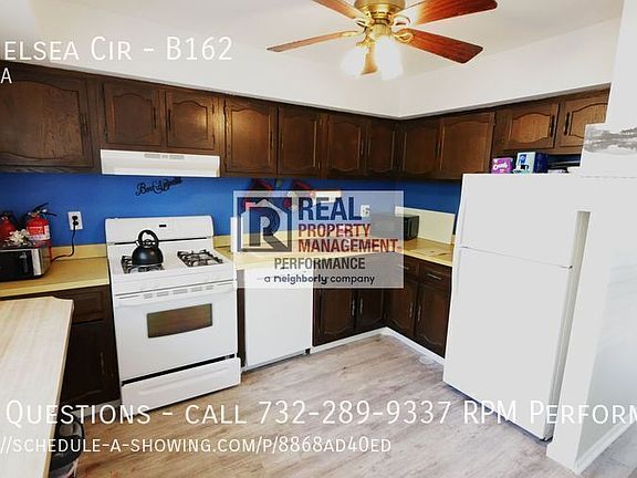 2nd image of 39 Chelsea Cir #B162