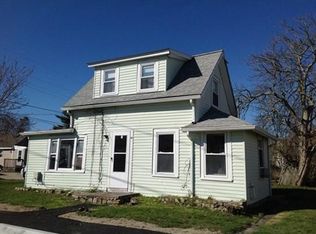 41 12th St, Wareham, MA 02571