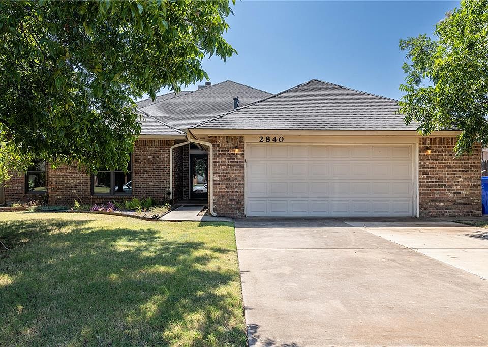 1st image of 2840 Dalewood Pl